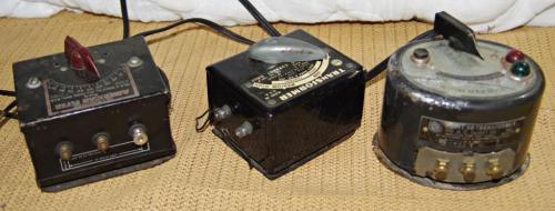 381-3-3