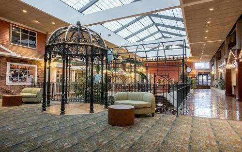 Days-Inn-by-Wyndham-Penn-State-State-College-PA2